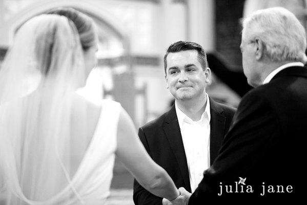 candid Wedding Photography by Connecticut Wedding Photographer Julia Jane Studios
